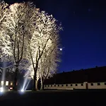 Ny Kirstineberg Gods B&B *
