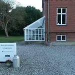 Bed and breakfast Ny Kirstineberg Gods