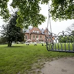 Ny Kirstineberg Gods Bed and breakfast