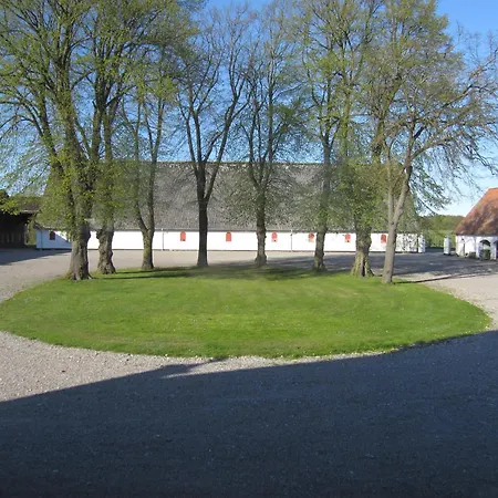فندق مبيت وإفطار Ny Kirstineberg Gods Nykøbing Falster