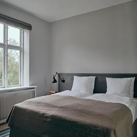 Ny Kirstineberg Gods Bed & Breakfast